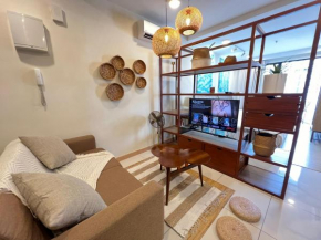 VitaminSEA5 Seaview 6PAX Studio Netflix A-13-3